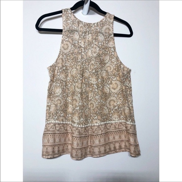 American Eagle beige sleeveless tassel top. Medium - Picture 3 of 6